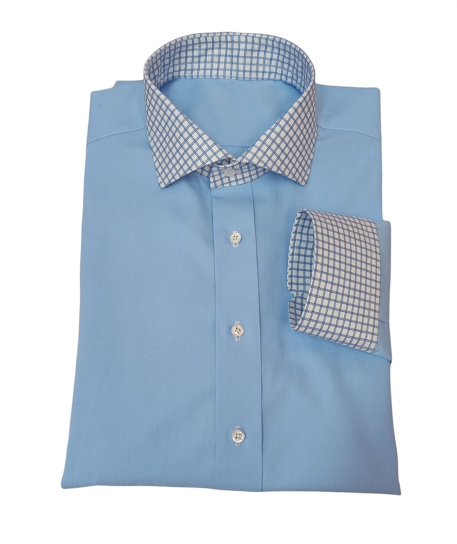 Camicia uomo azzurra con collo e polsi a quadri