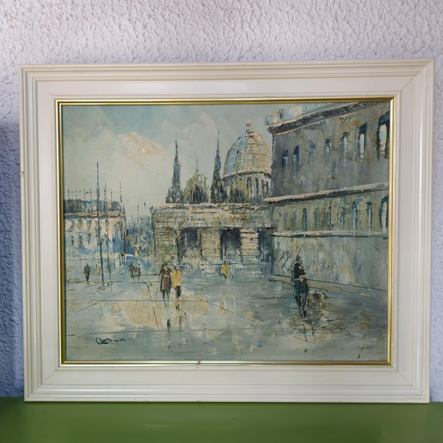 Élégante huile sur toile signée 