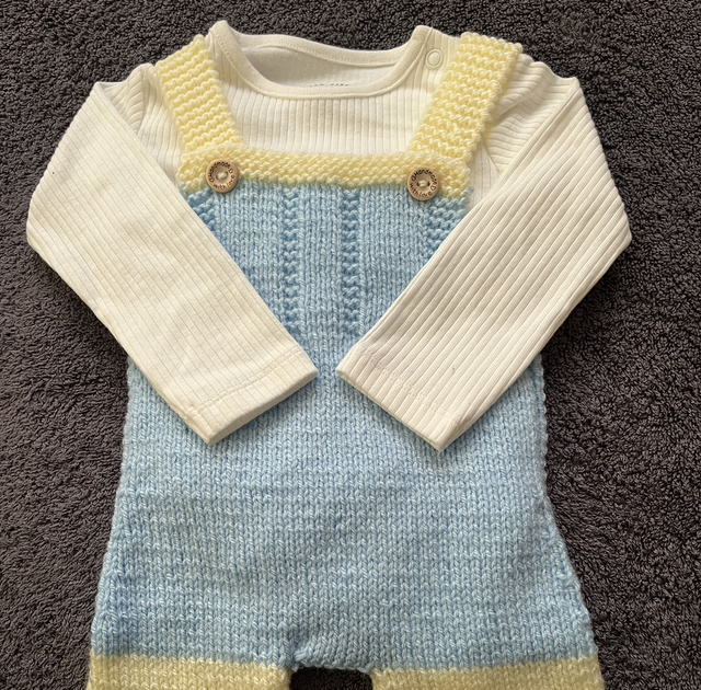 Blue and lemon short dungarees 