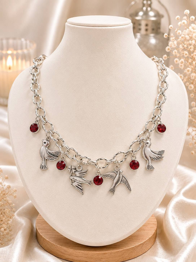 Collier breloques argenté