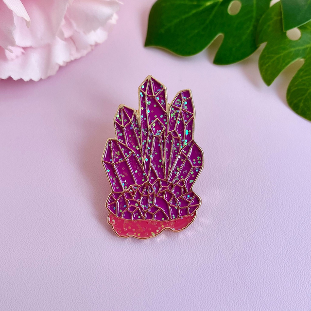 Pin&#039;s cristaux roses paillettes