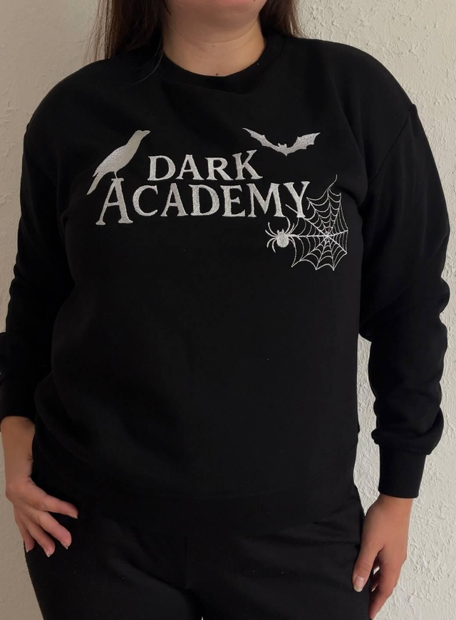 Sweat &quot;Dark Academy&quot;