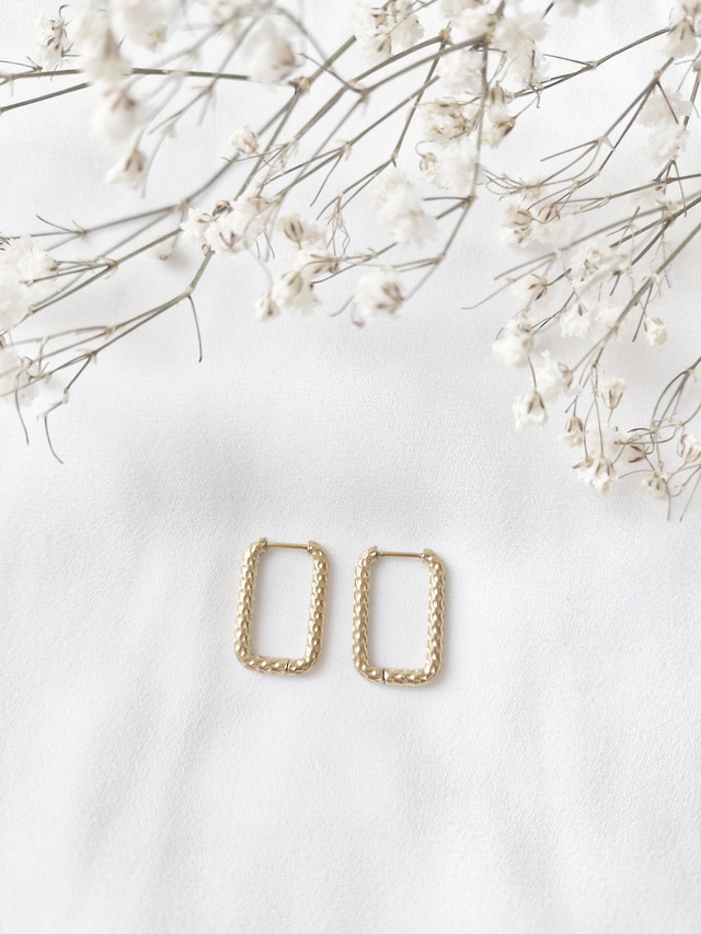 Créoles adulte rectangle dorée 20mm