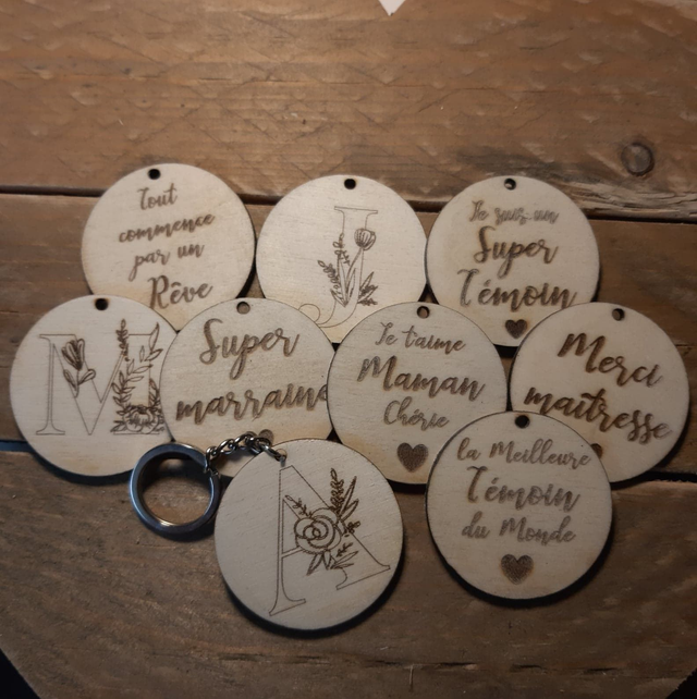 Porte clé bois personnalisé