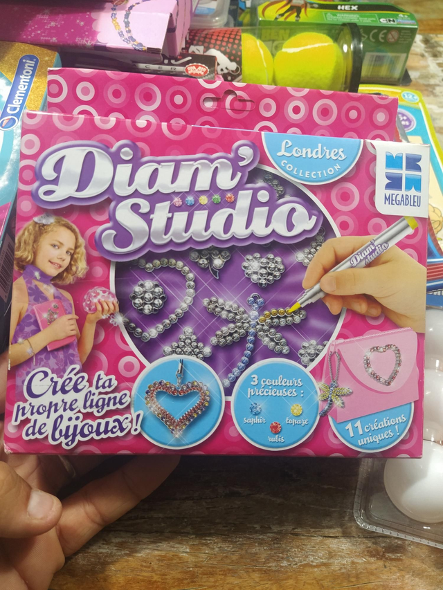 DIAM STUDIO MEGABLEU