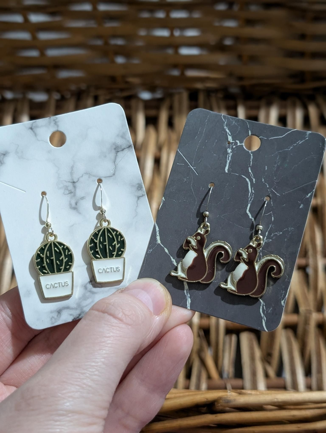Charm earrings 