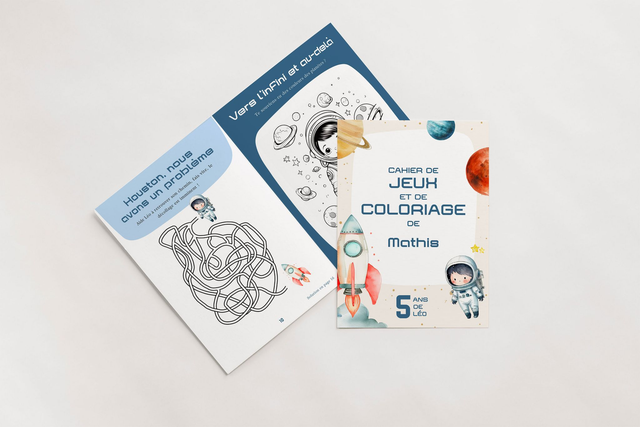 Cahier de jeux et de coloriage personnalisé Anniversaire Espace