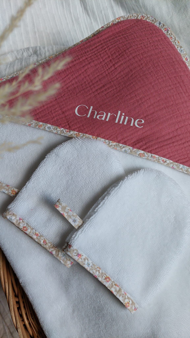 Cape de bain personnalisée &amp; gants de toilette 