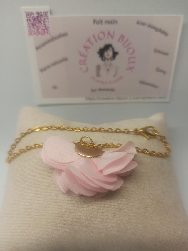 Bracelet fleur rose