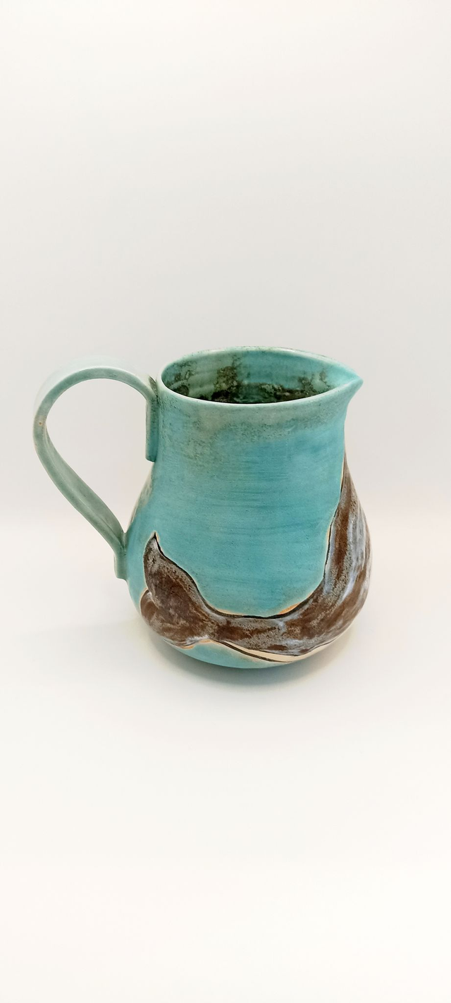 Narwhal jug