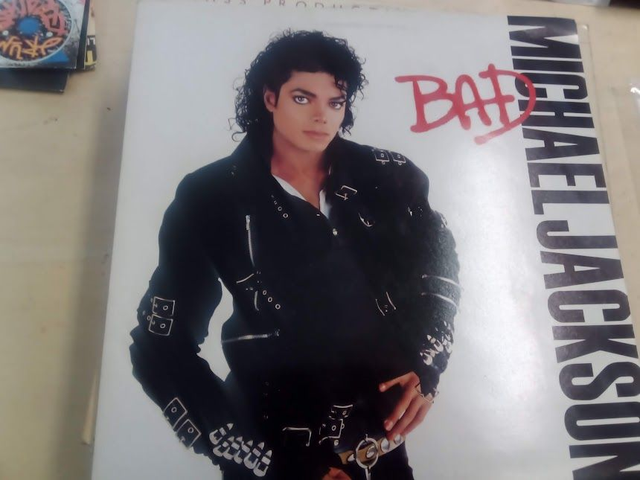Michael Jackson – Bad