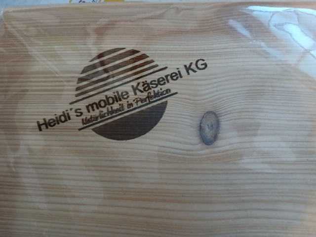 Käsebrett graviert