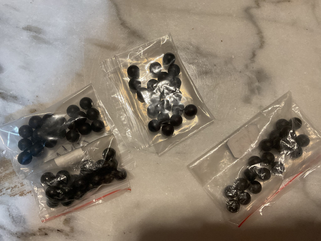 02P1 ... Billes   10 mm caoutchouc noir pour lance pierre  