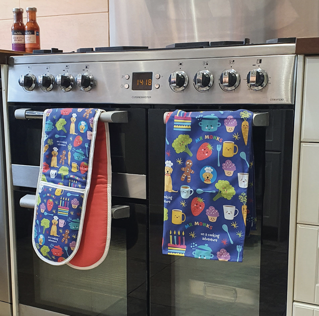 Mr Monks Oven Gloves