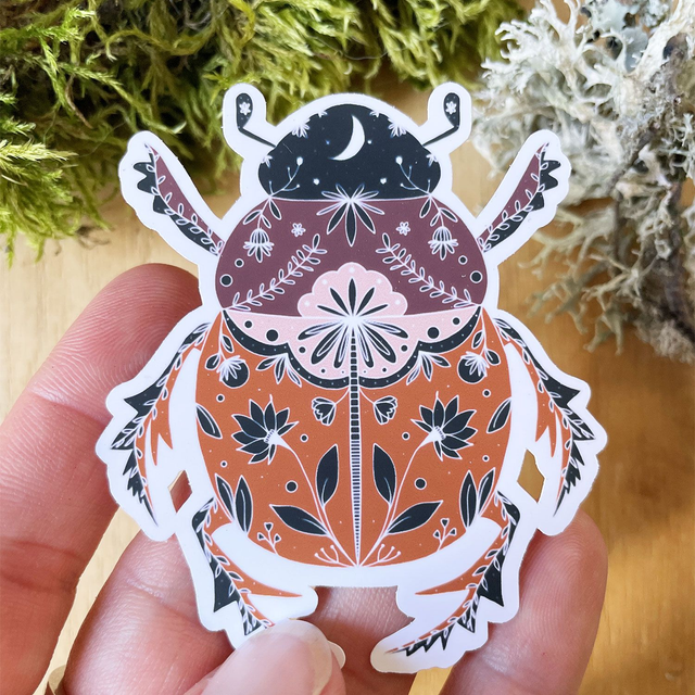 Sticker Scarabée marron en vinyle mat waterproof 