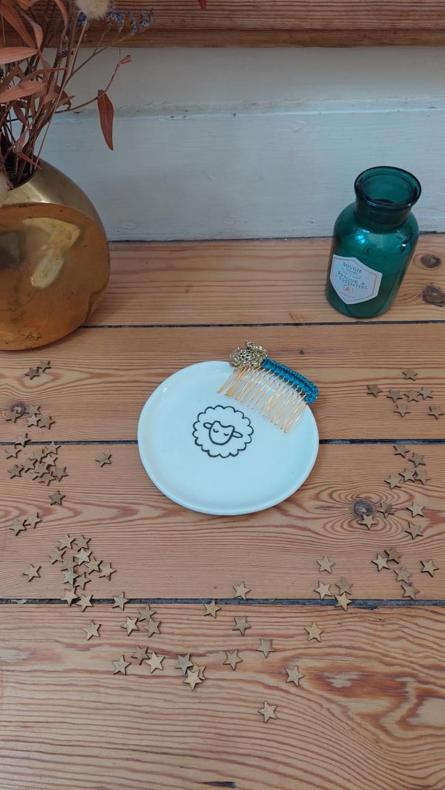 Barette peigne avec fleurs dorée