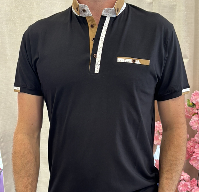 T-shirt polo noir, blanc et marron 