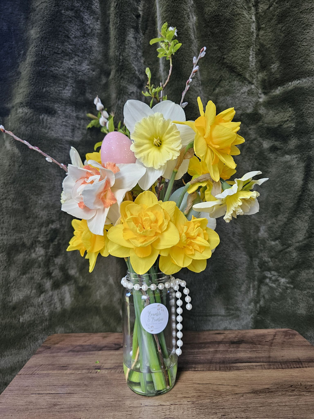 Decorate and fill a Jar Posy Workshop ~ Tuesday 17th June - 10am - 12pm