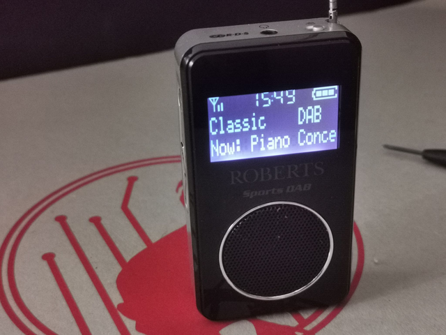 Roberts SportsDAB 2 and SportsDAB 6 Battery Replacement