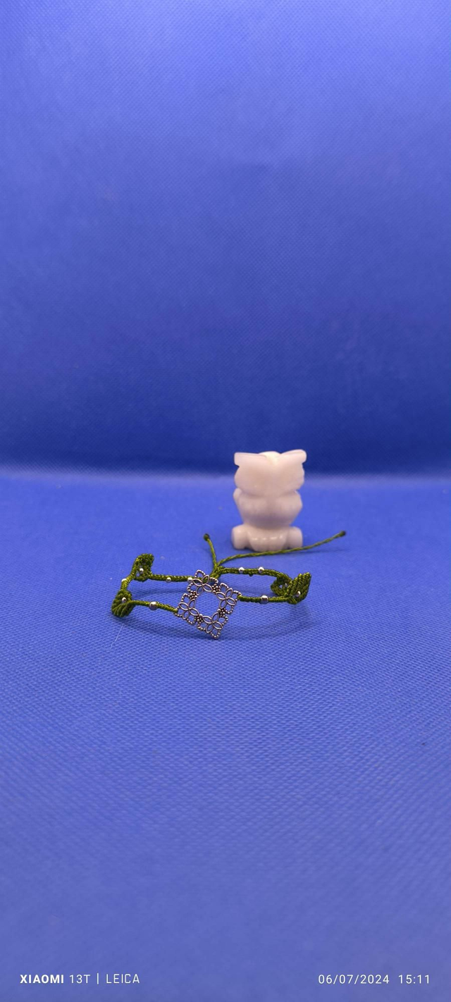 Bracelet vert forme fleur 