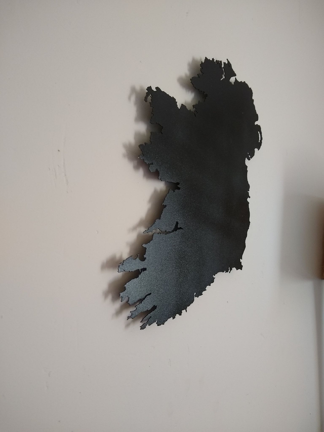 A12 – Carte d'Irlande en métal finition rouille ou peinture noir mat