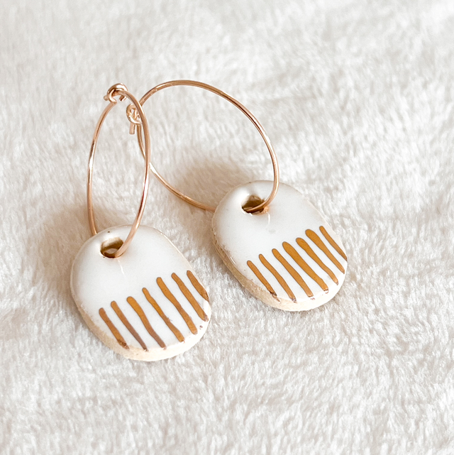 Boucles or et blanc ovales