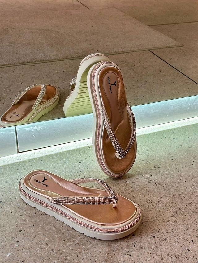 ✨ Sandales Glam&#039;Chill – Brille sans effort ! ✨