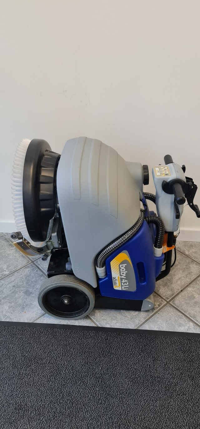 Lithium 430mm Scheuersaugmaschine 