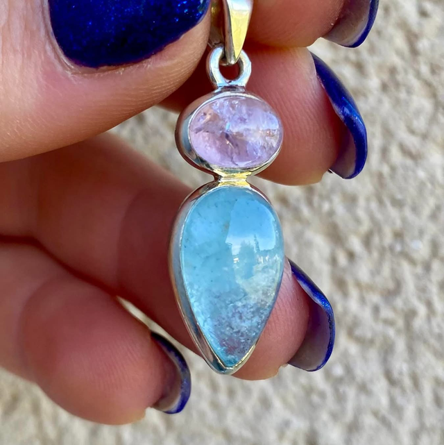 Pendentif en argent et deux béryls : Aigue Marine et Kunzite
