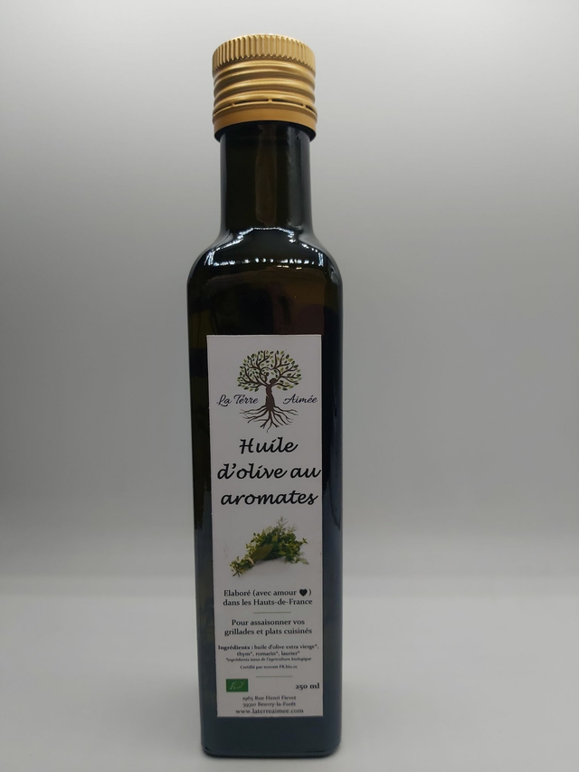 Huile d'olive aux aromates.