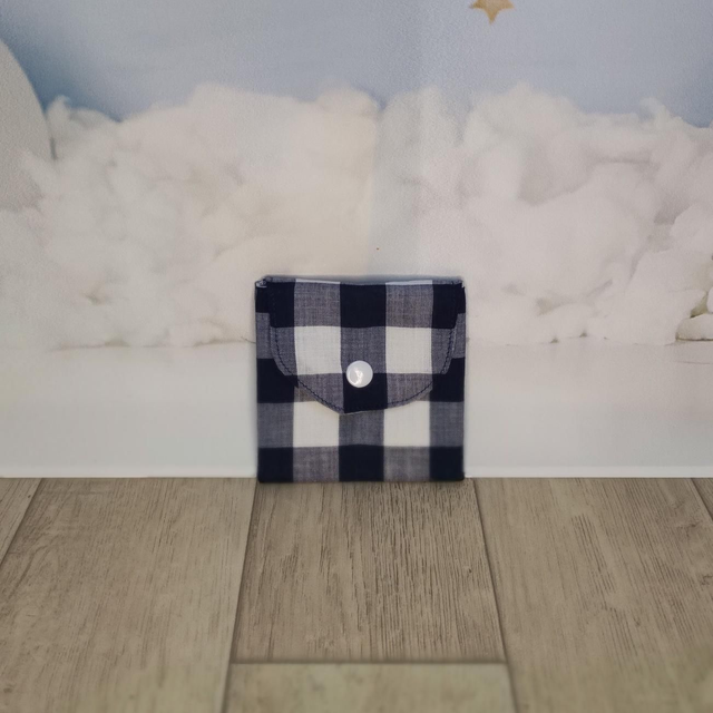 Porte cartes à carreaux