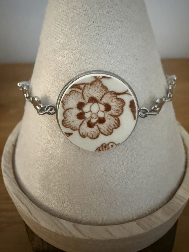 Bracelet argenté sépia