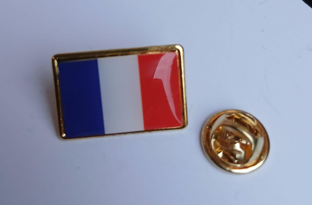 Pins drapeau français 