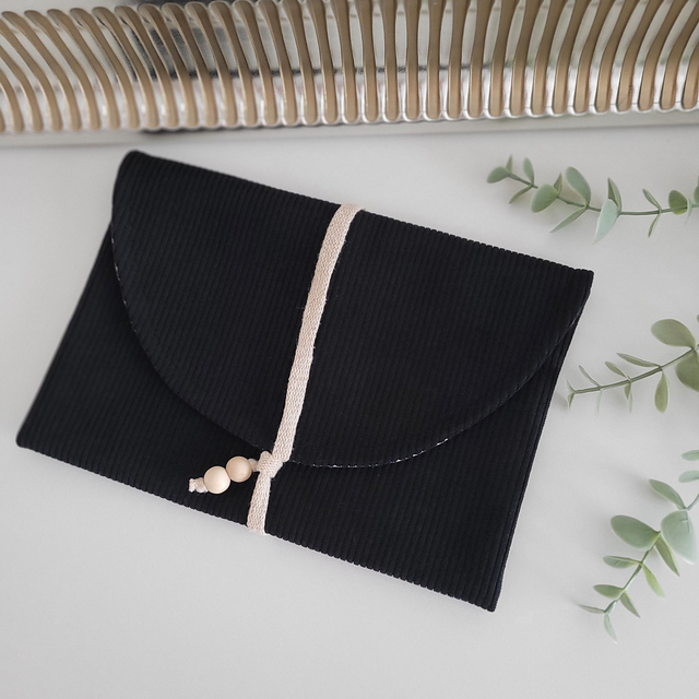 Pochette à livre Elie velours noir