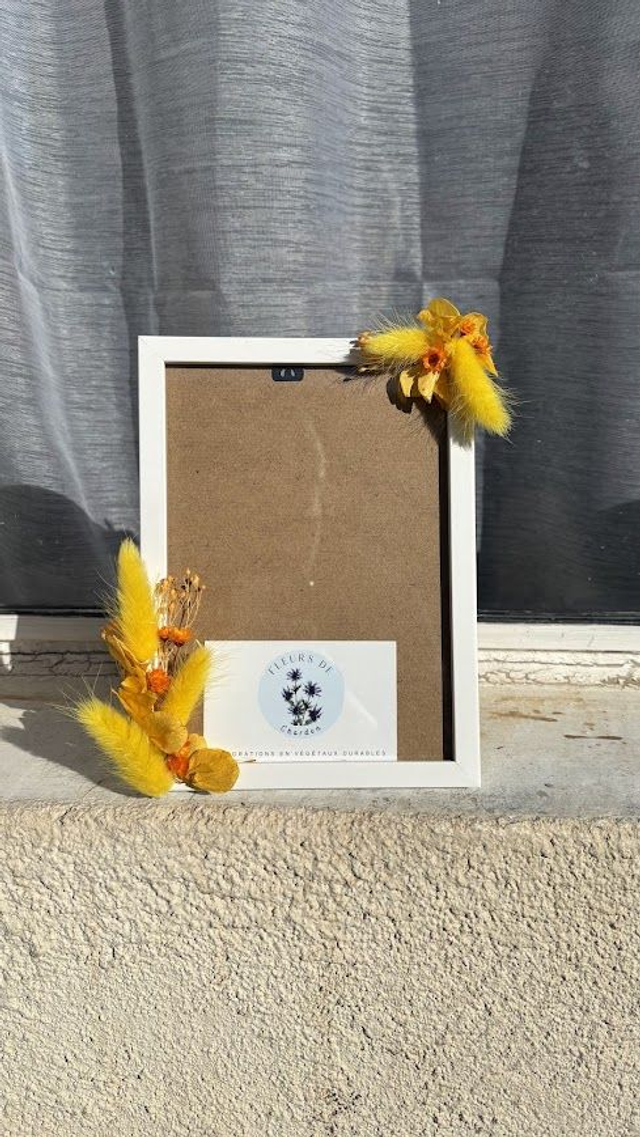 "Nuance Safran" Cadre fleuri