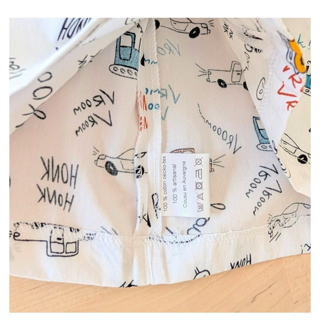 Noël – Ensemble chemisette + gilet – Taille 4 ans– Tissu coton blanc et motifs véhicules