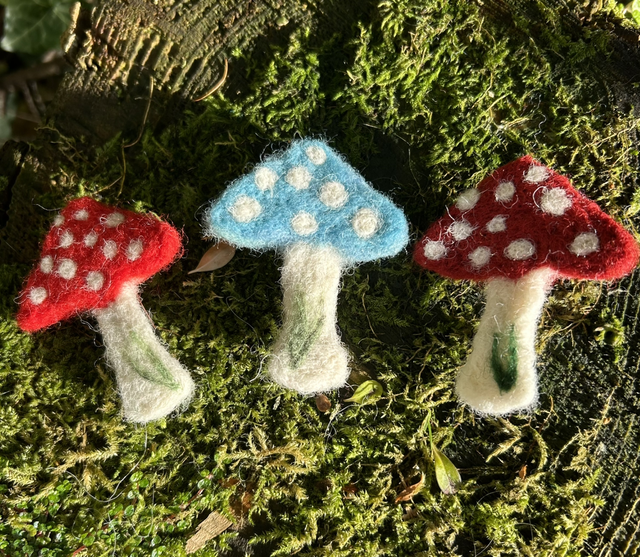 Needle Felt Fly Agaric Mushroom Brooch – Cottagecore Woodland Pin