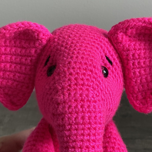 Peluche Bubba l'éléphant au crochet