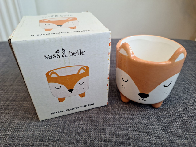 Sass &amp; Belle - Mini planter with legs - Fox