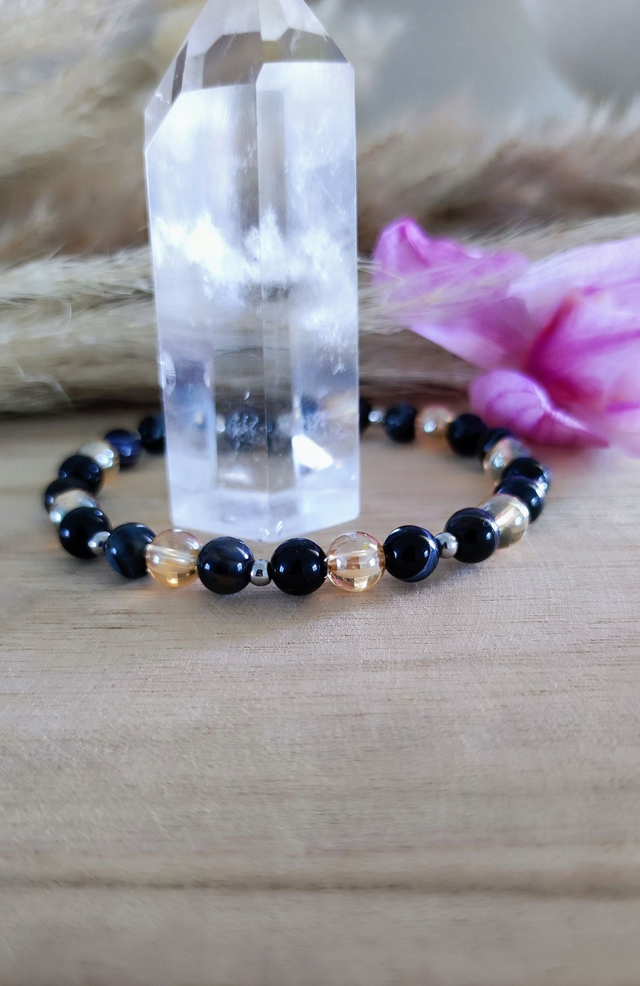 A Bracelet "Renouveau et Protection" Agate noire