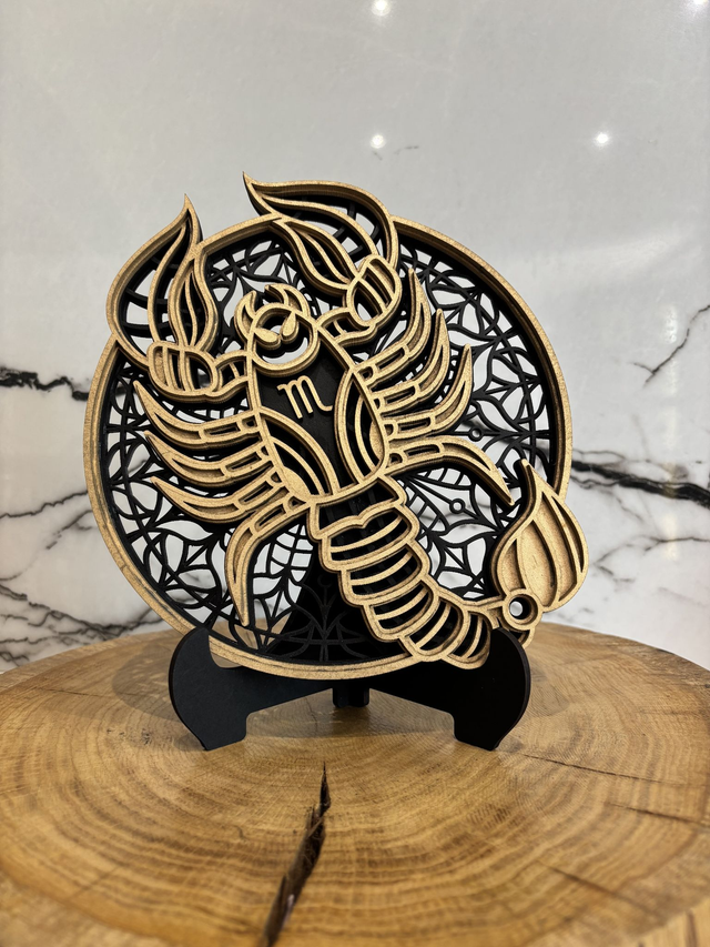 Scorpion Or sur Noir 