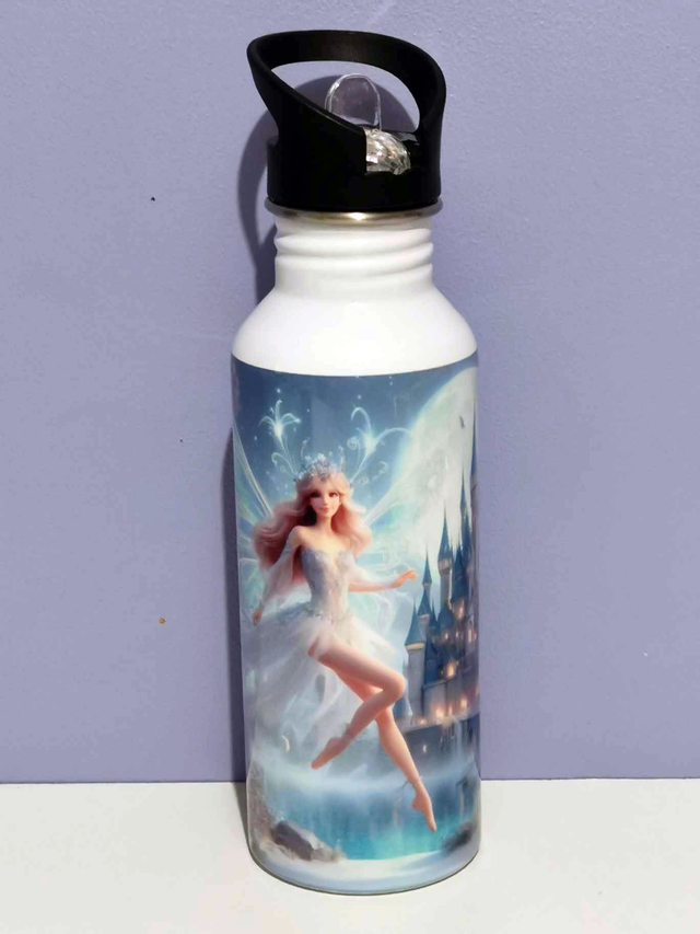 Gourde thème &quot;Fée&quot; (600 ml) avec paille intégrée