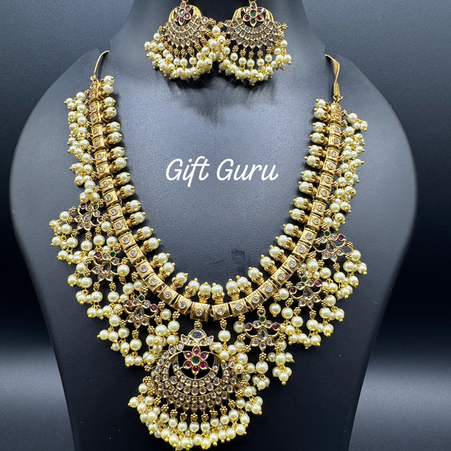 Short Gutta poosalu necklace 