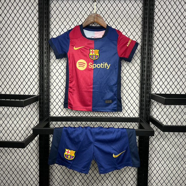 Conjunto camiseta + pantalón NIÑOS 1ª Barcelona- 24-25