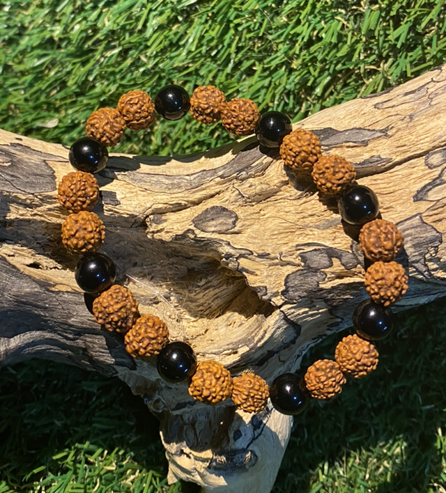 Bracelet Graine de Rudrashka et Onyx en 8mm