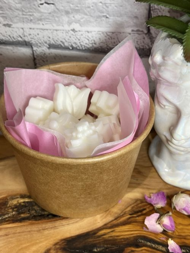 Tub of Mixed Flowers &amp; Leaves