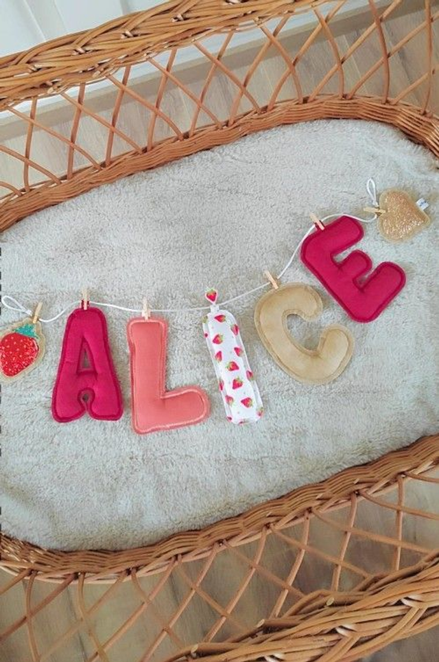 Guirlande prénom modèle ALICE