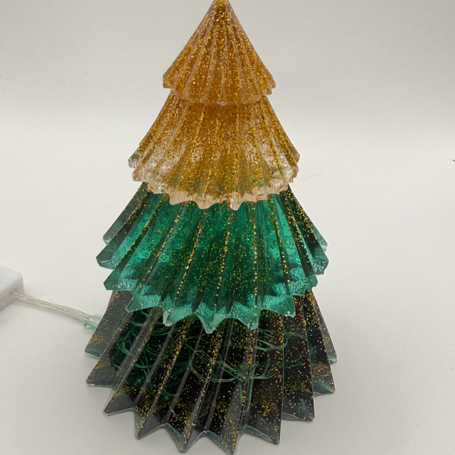 Sapin en résine avec led