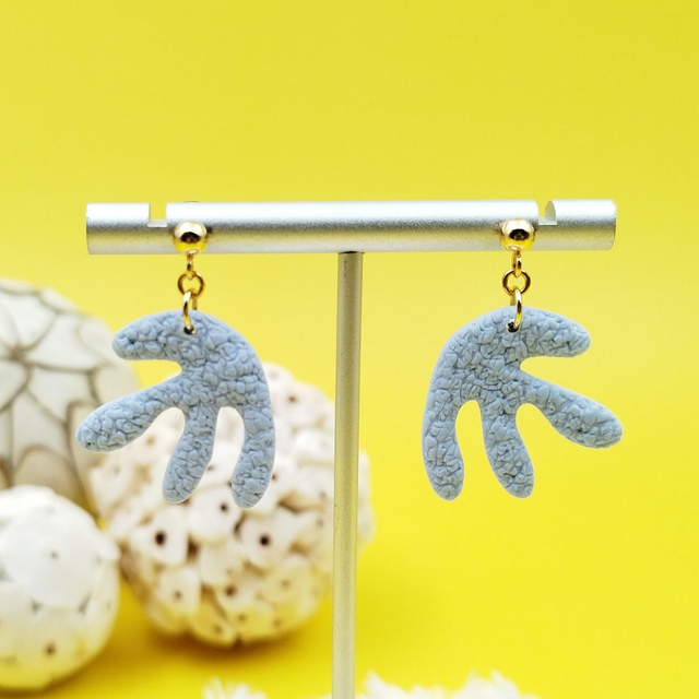 Boucles d&#039;oreilles &quot;Ti Phycéa&quot; Bleu pastel