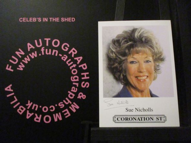 Sue Nicholls (Audrey Roberts) Original Coronation Street Pre-Print Cast Card
